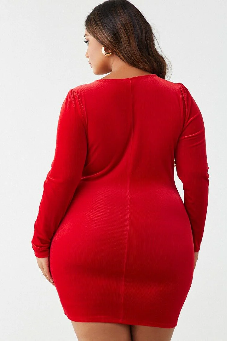 Plus Size Ribbed Velvet Dress - Image 3