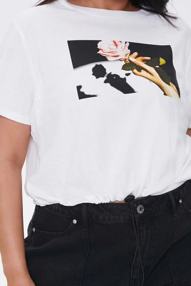 Plus Size Rose Graphic Toggle Tee - Image 5