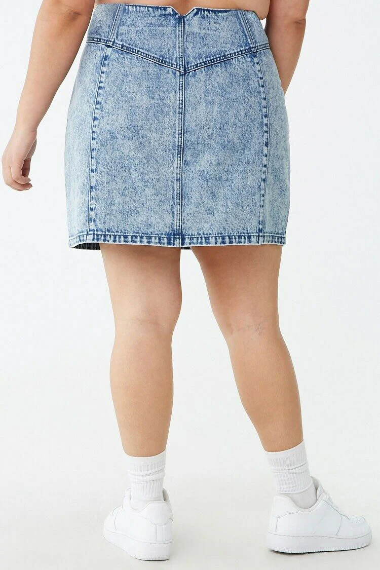 Plus Size Acid Wash Denim Skirt - Image 4