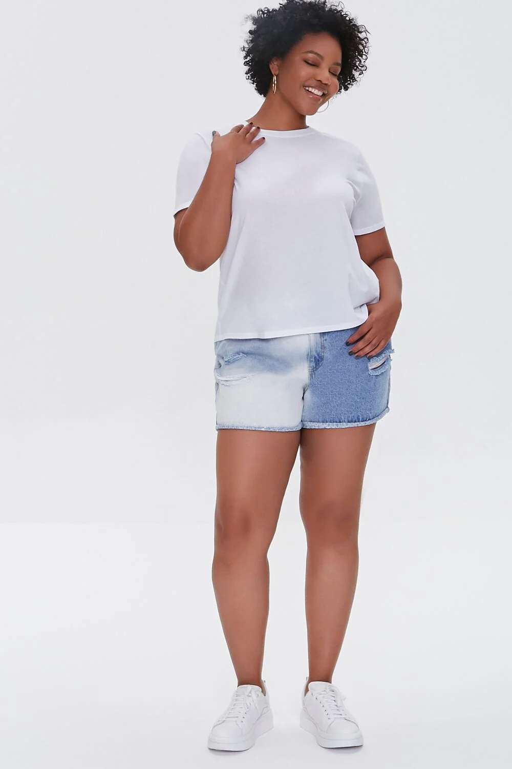 Plus Size Basic Tee - Image 9
