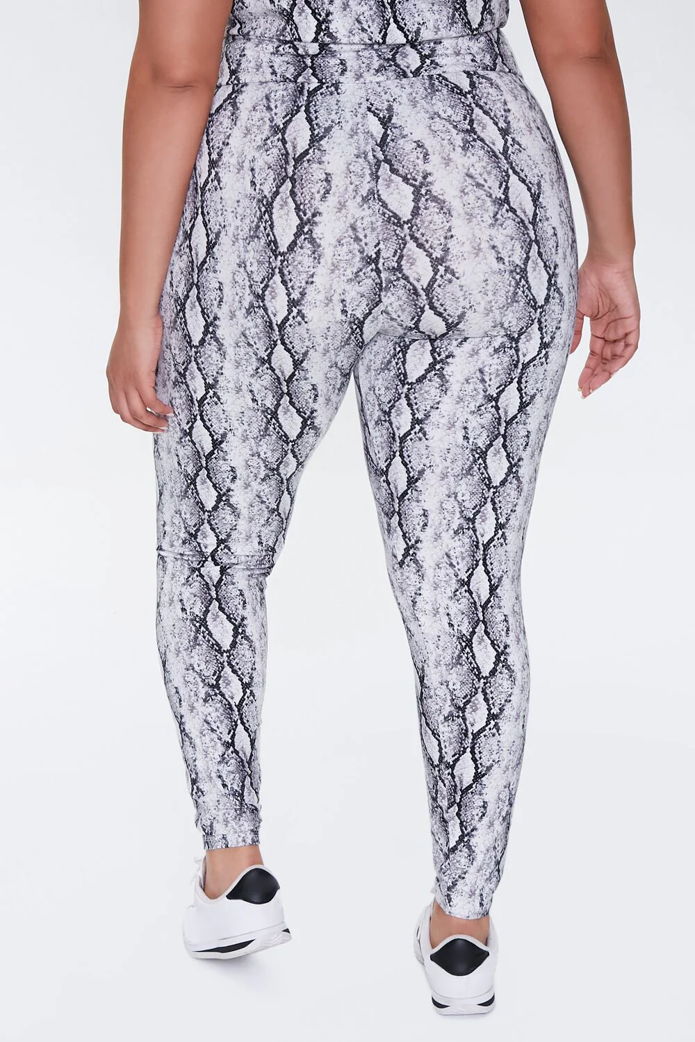 Plus Size Snake Print Leggings - Image 6