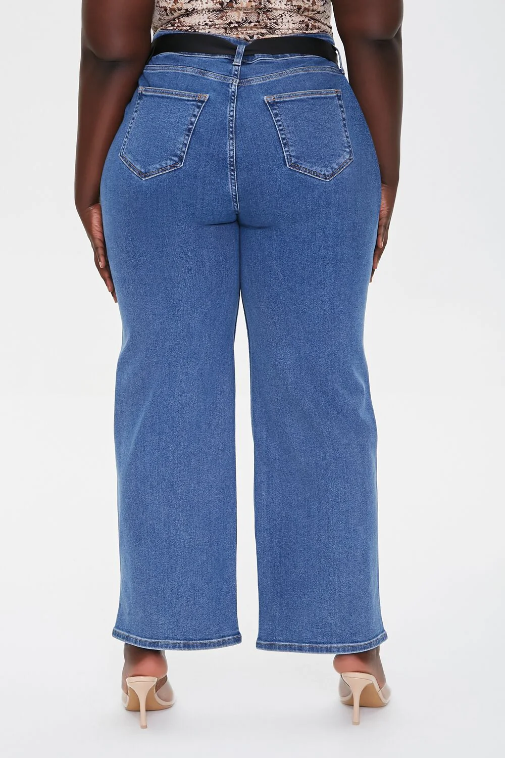 Plus Size High-Rise Straight Jeans - Image 4