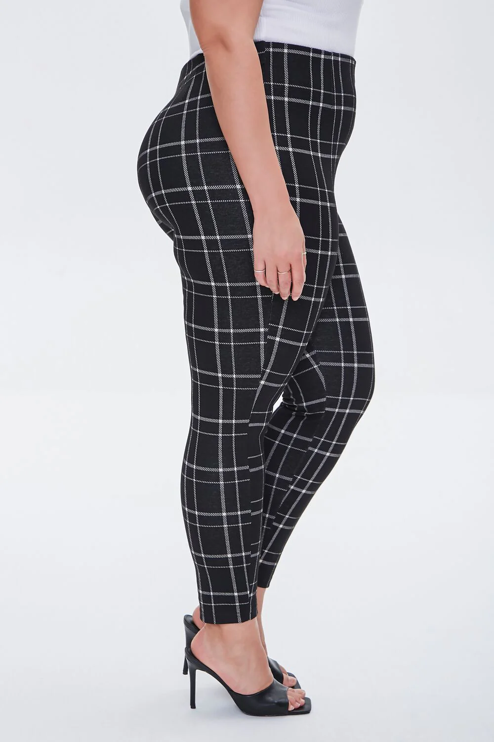 Plus Size Plaid Leggings - Image 3