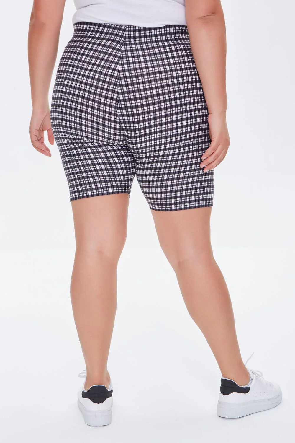 Plus Size Gingham Biker Shorts - Image 4