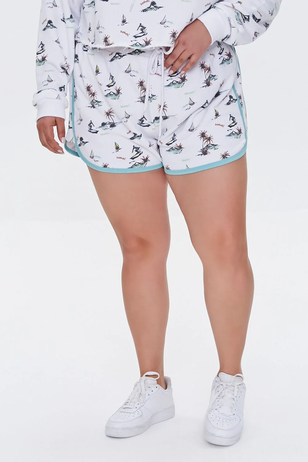 Plus Size Surfer Print Shorts - Image 2