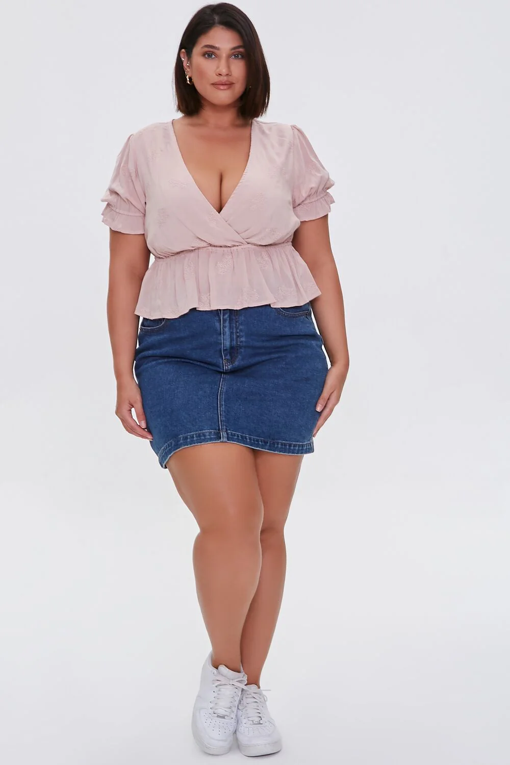 Plus Size Floral Eyelet Crop Top - Image 4