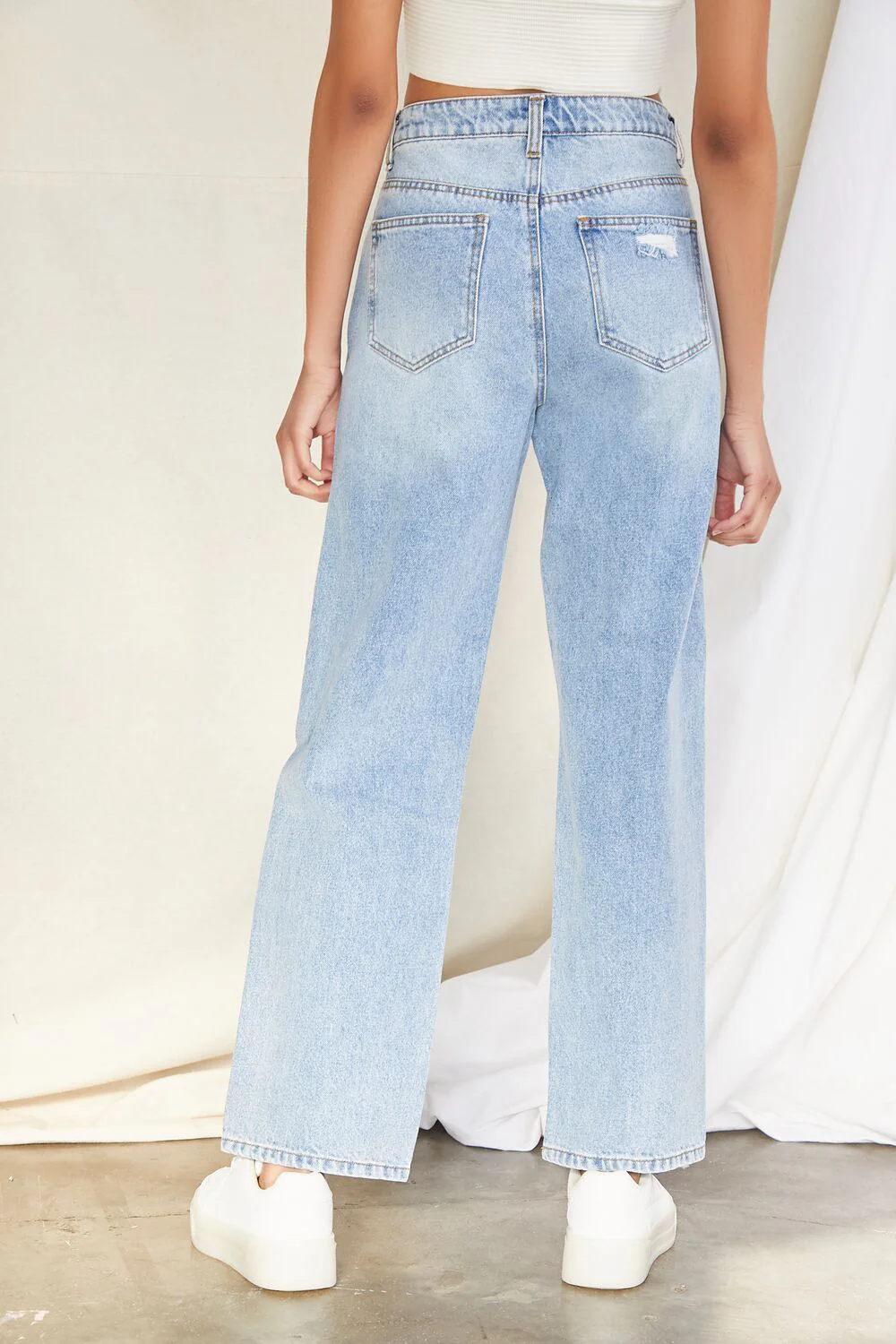 Crisscross Waist 90s Fit Jeans - Image 4
