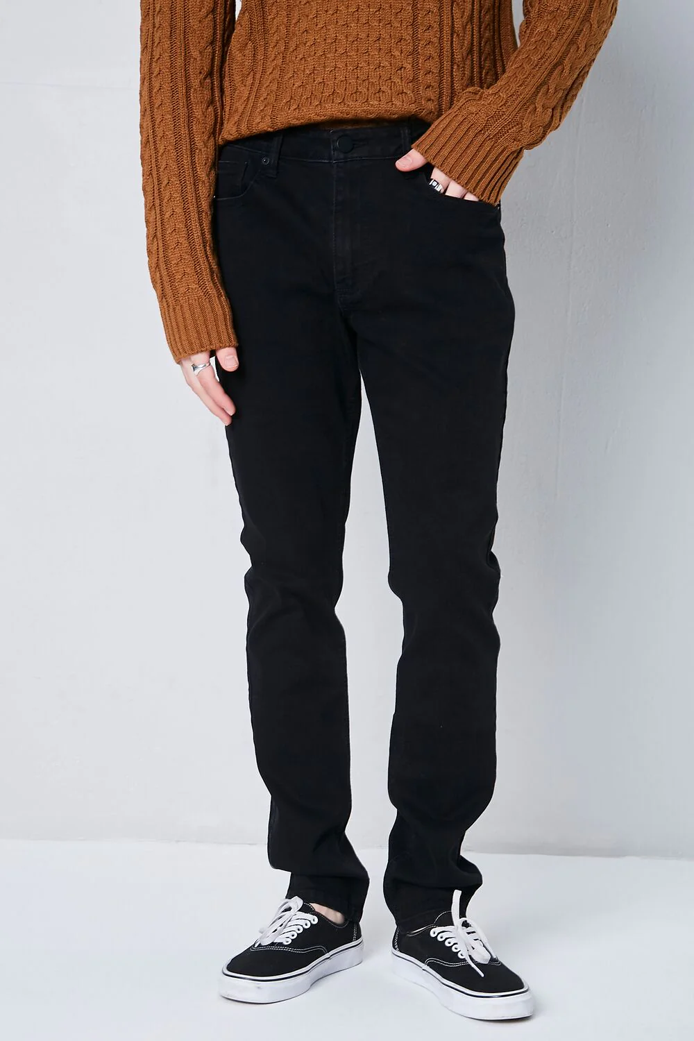 Basic Slim-Fit Jeans - Image 2