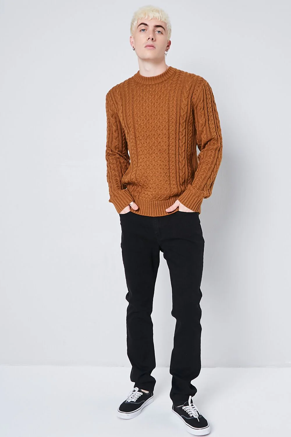 Basic Slim-Fit Jeans - Image 5