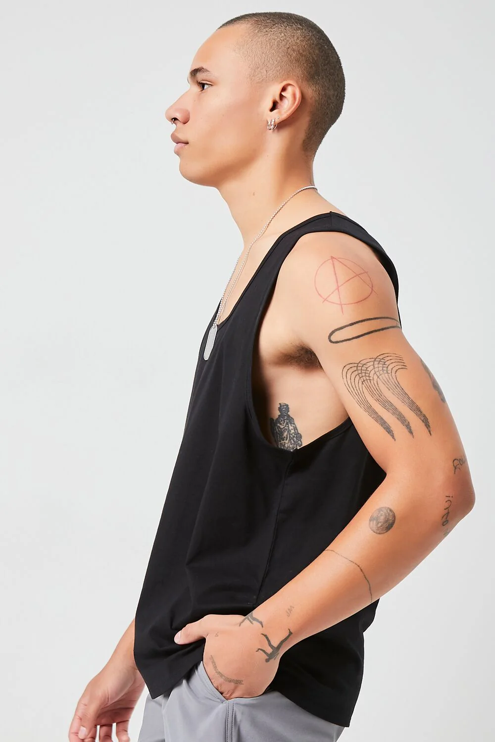 Basic Scoop-Neck Tank Top - Image 2