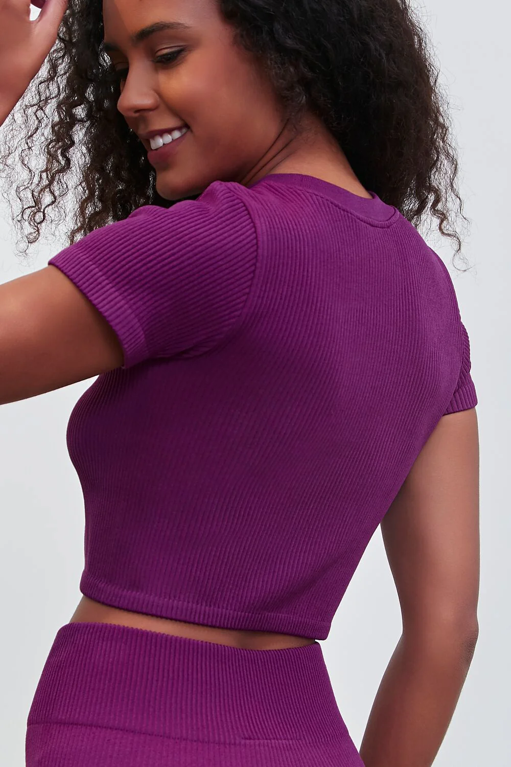 Pantone Cropped Tee - Image 4