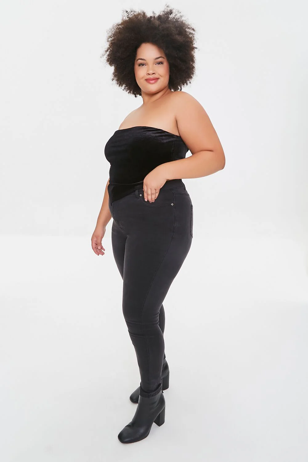 Plus Size Velvet Tube Top - Image 4