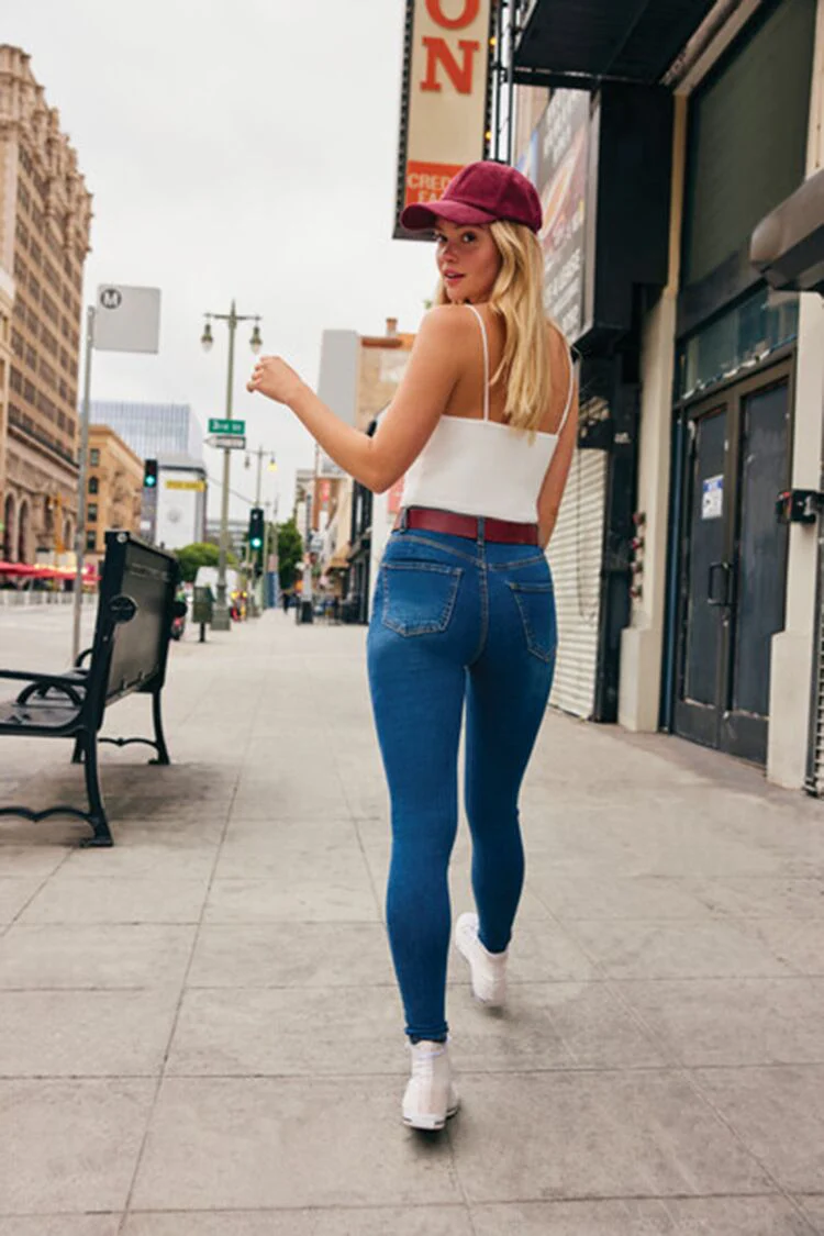 Super-Stretch High-Rise Skinny Jeans - Image 18