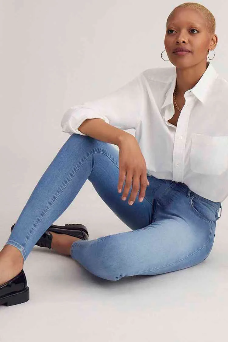 Super-Stretch High-Rise Skinny Jeans - Image 7
