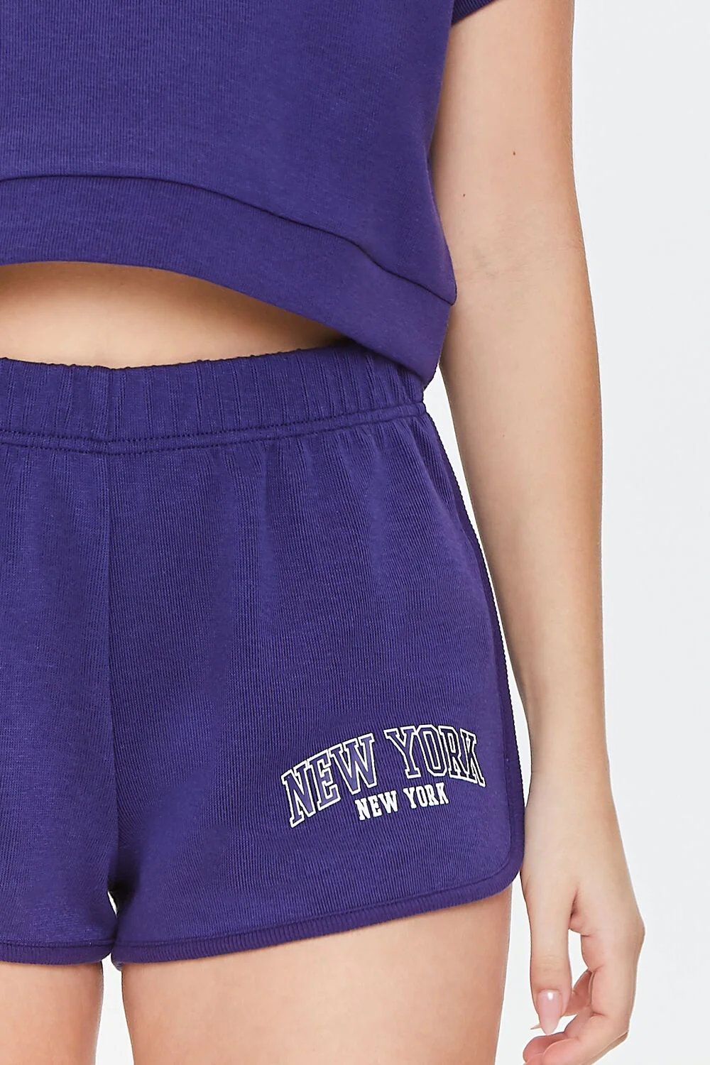 New York Graphic Dolphin-Hem Shorts - Image 6