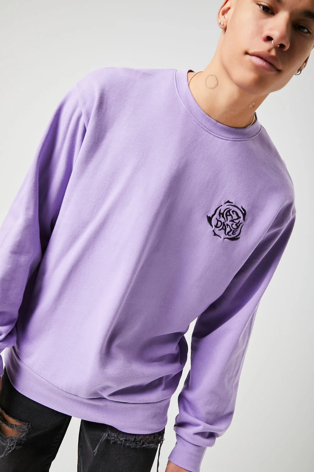 Embroidered Hazy Daze Tee - Image 6