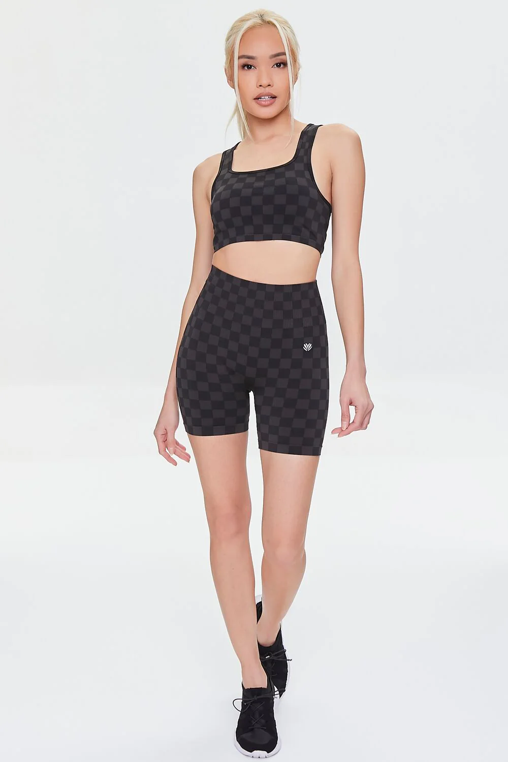 Active Seamless Checkered Biker Shorts - Image 5