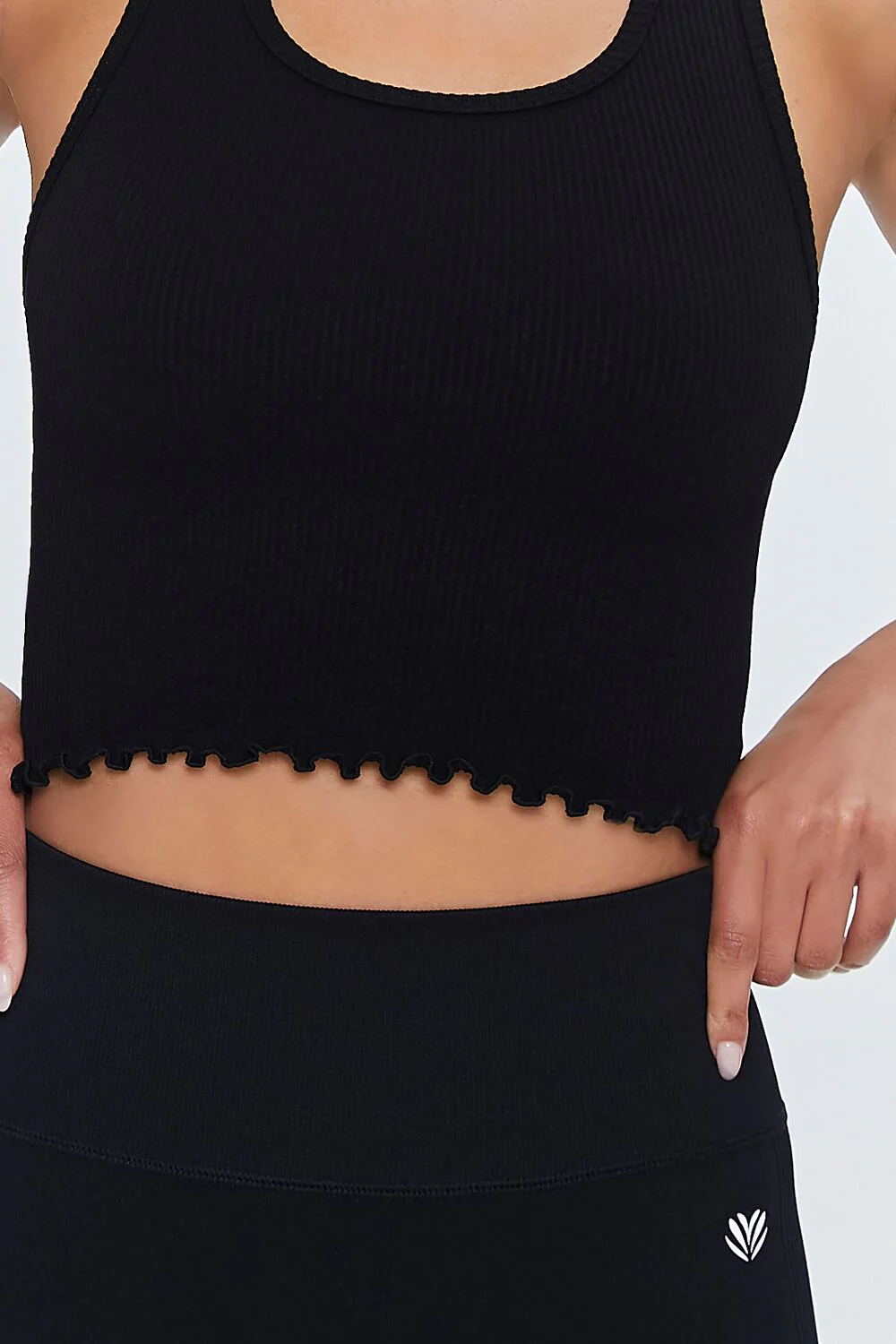 Active Seamless Lettuce-Edge Crop Top - Image 5