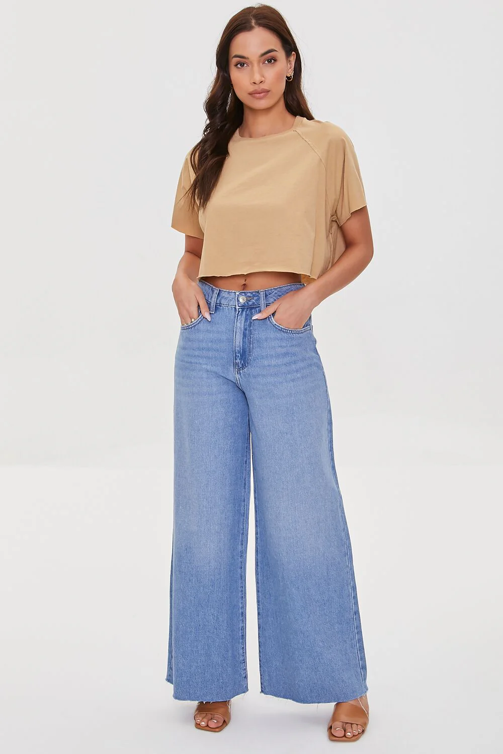 Raglan-Sleeve Cropped Tee - Image 8