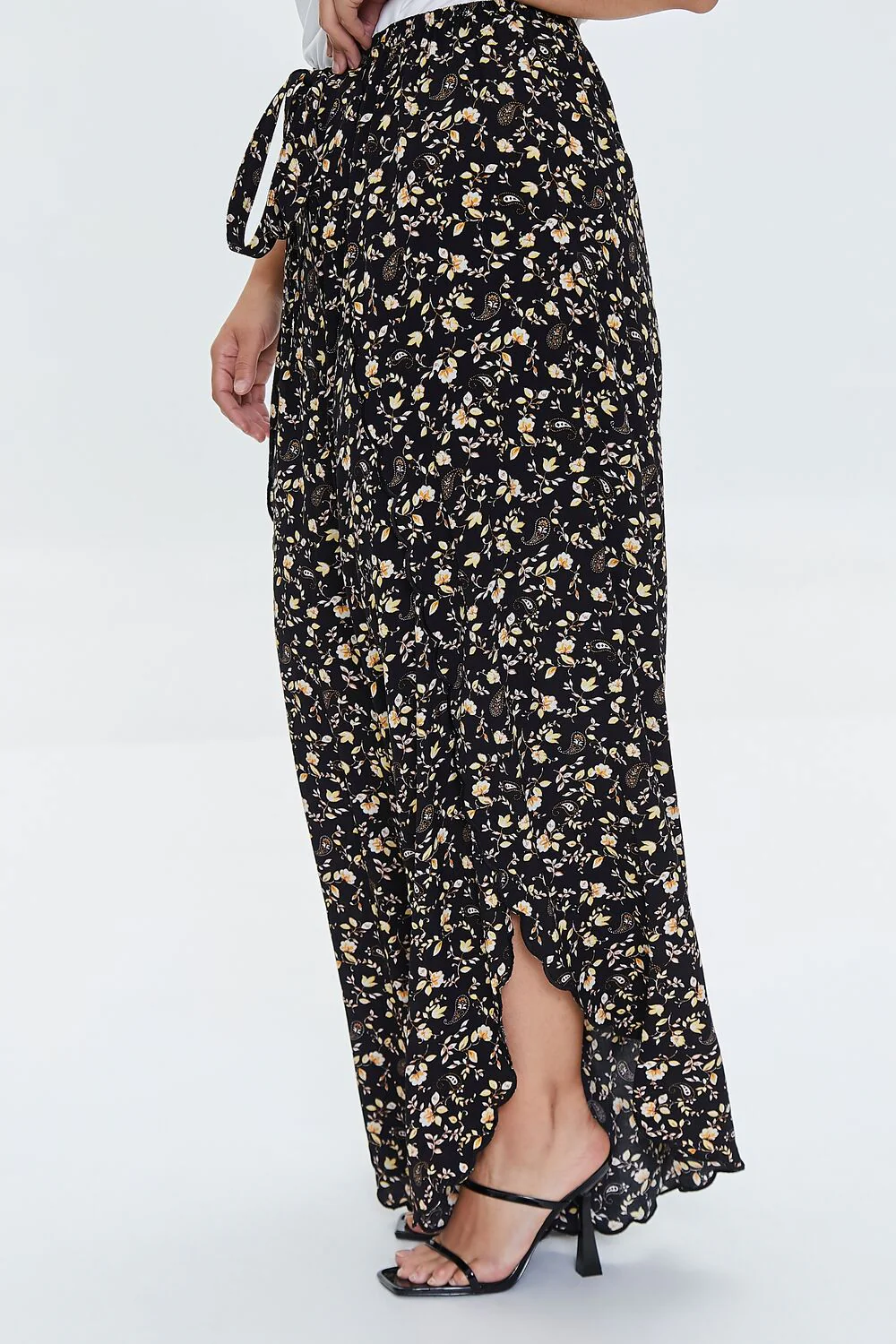 Plus Size Floral Print Palazzo Pants - Image 3