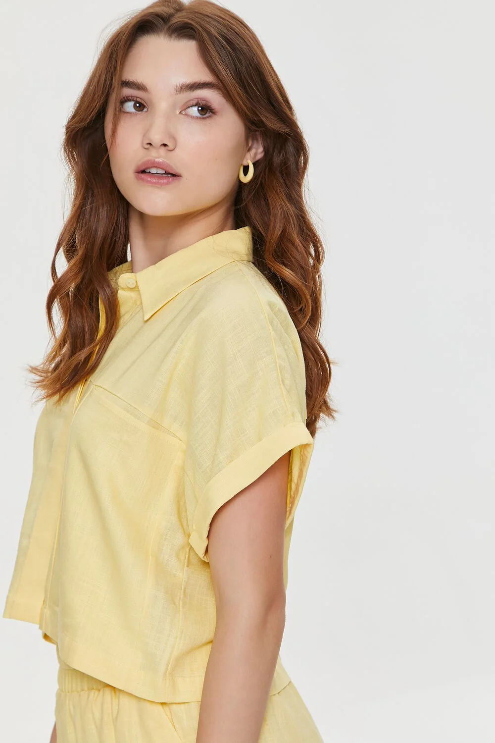 Cropped Linen-Blend Shirt - Image 2