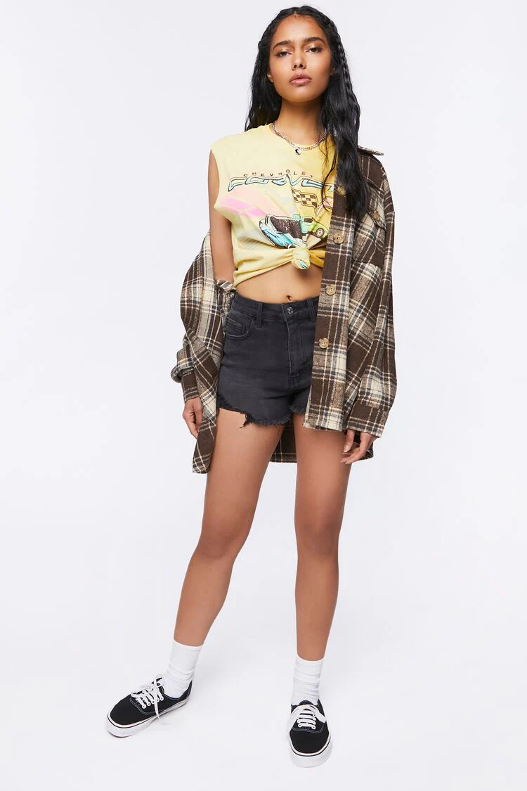 High-Rise Curvy Denim Shorts - Image 5