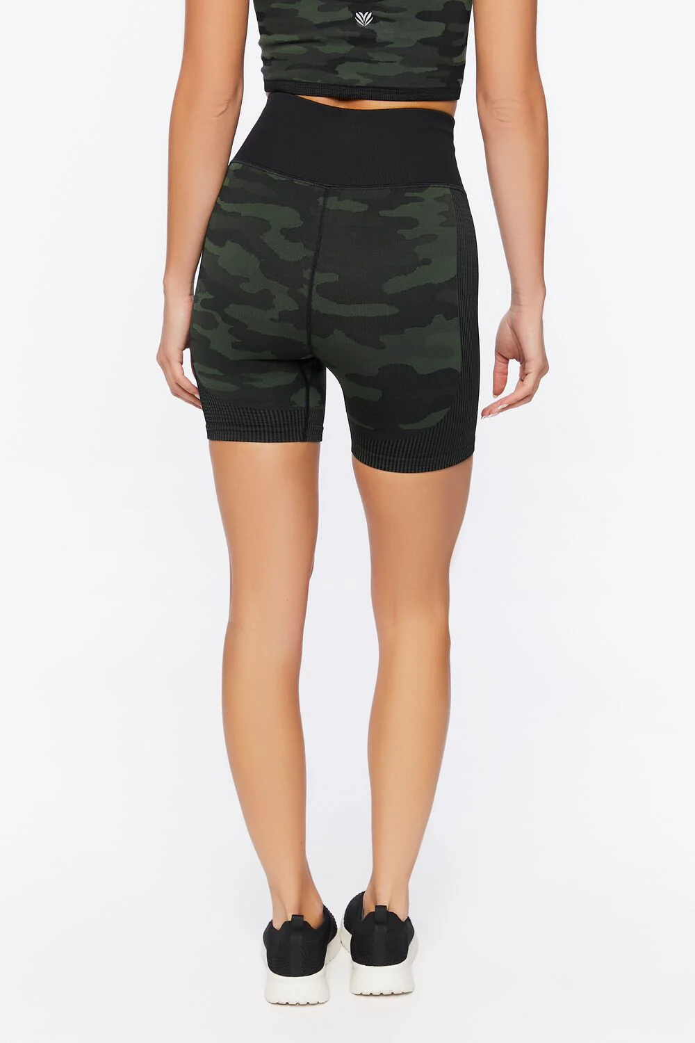 Active Seamless Camo Print Biker Shorts - Image 4