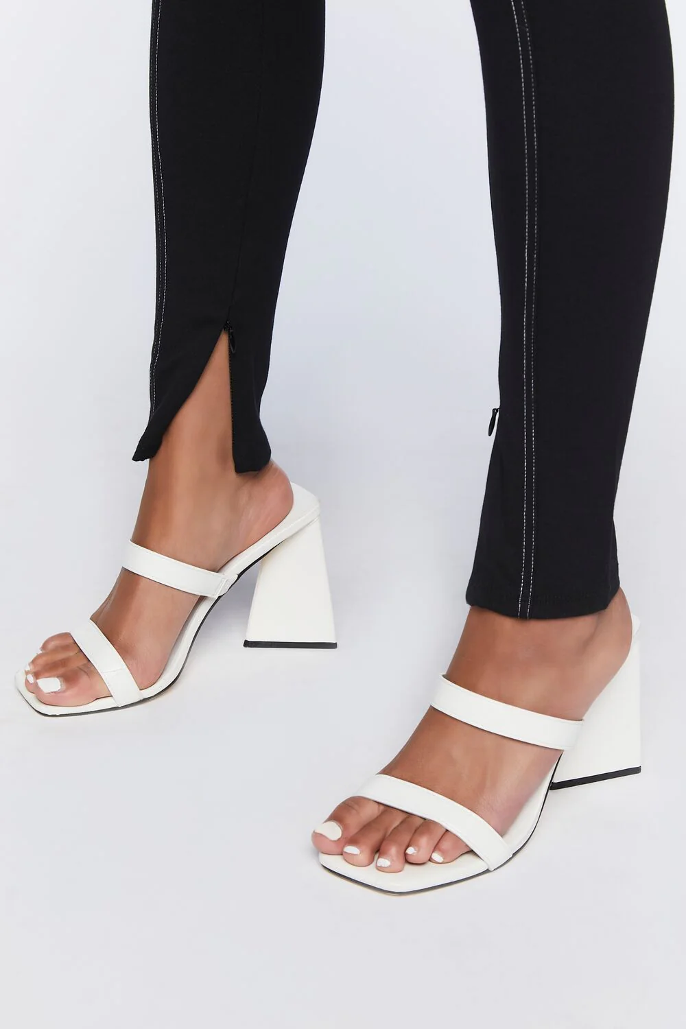 Topstitched Split-Hem Leggings - Image 5