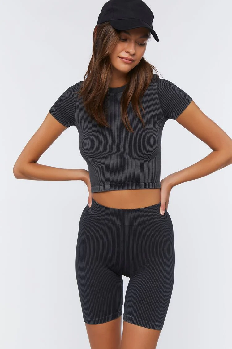 Seamless Ribbed Biker Shorts - Image 12