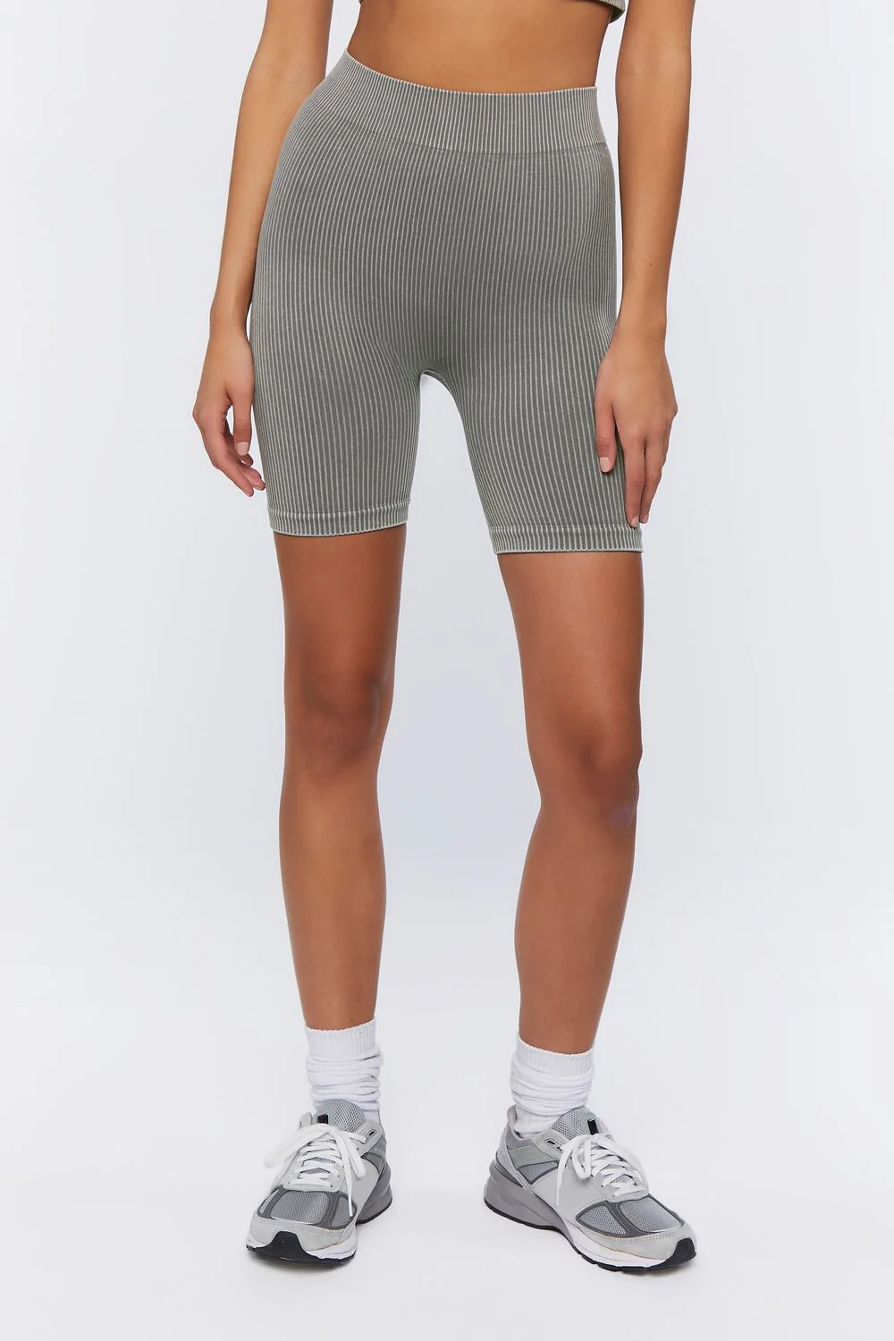 Seamless Ribbed Biker Shorts - Image 2