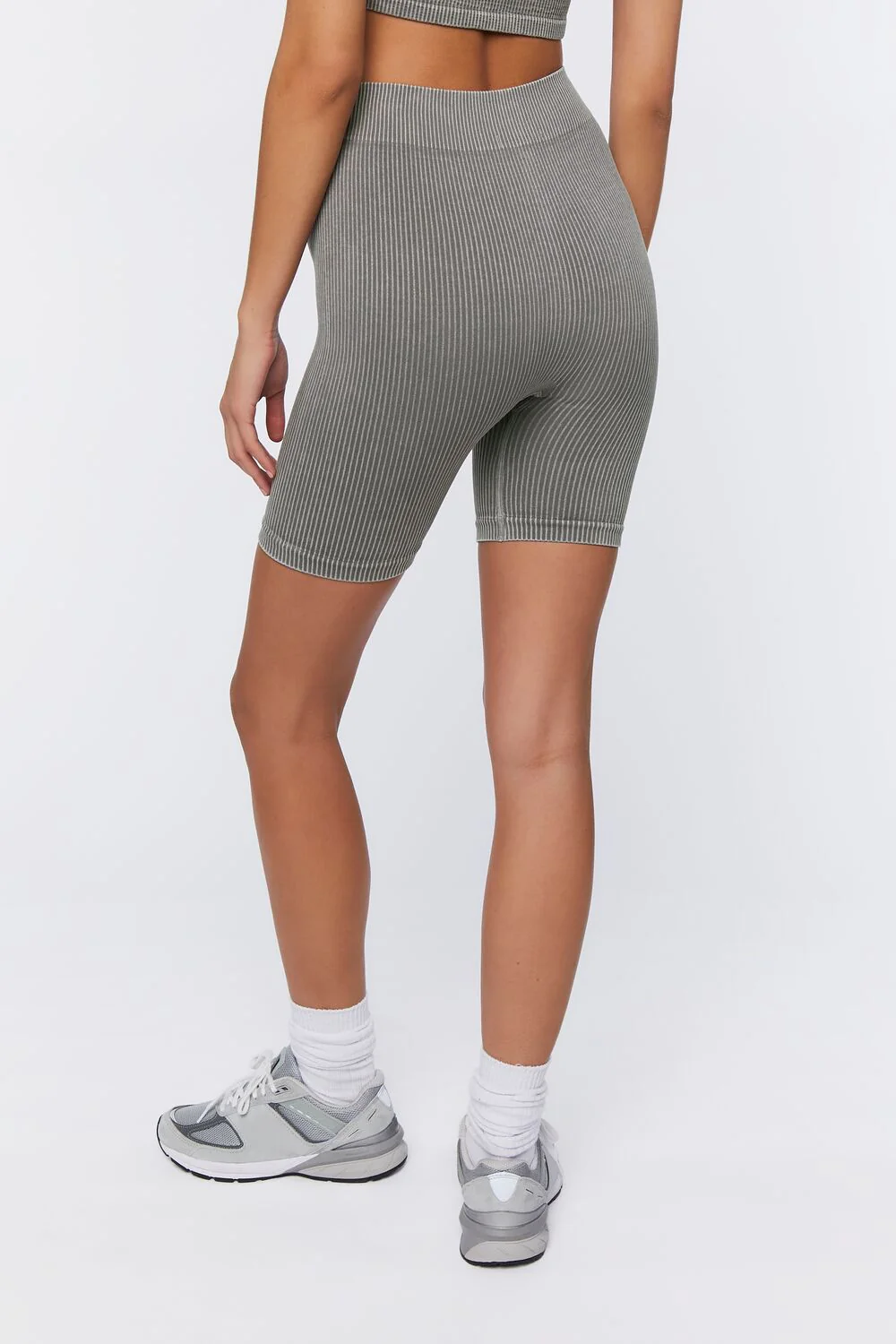 Seamless Ribbed Biker Shorts - Image 4