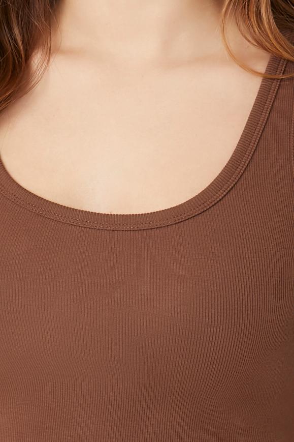Cropped Tank Top - Image 16