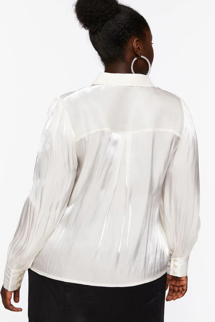 Plus Size Balloon-Sleeve Shirt - Image 3