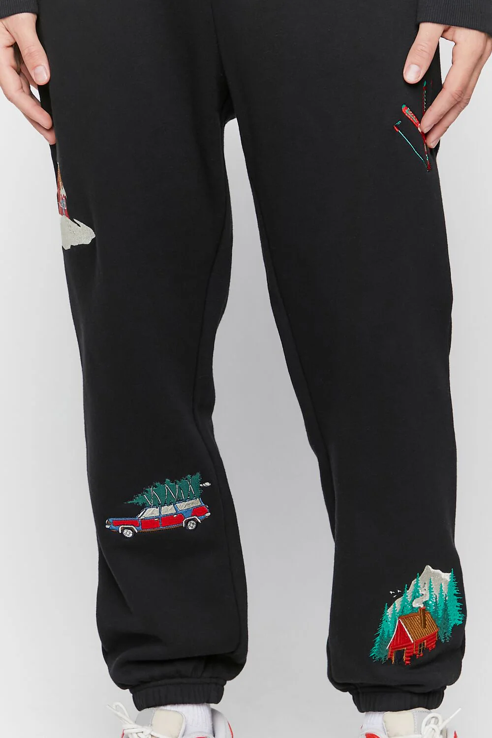 Embroidered Cabin Fleece Joggers - Image 5
