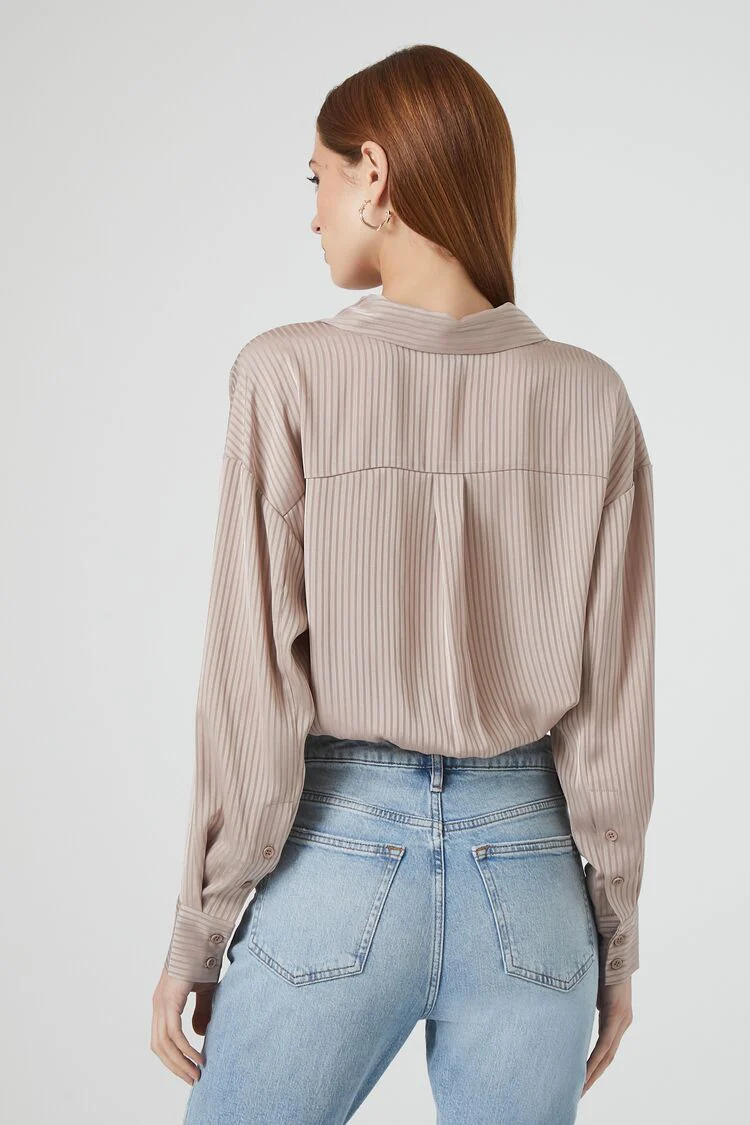 Cropped Satin Shirt - Image 3