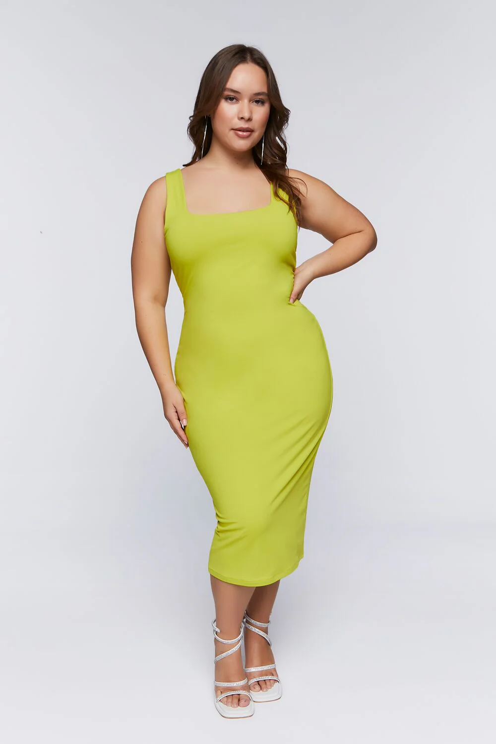 Plus Size Sleeveless Midi Dress - Image 4