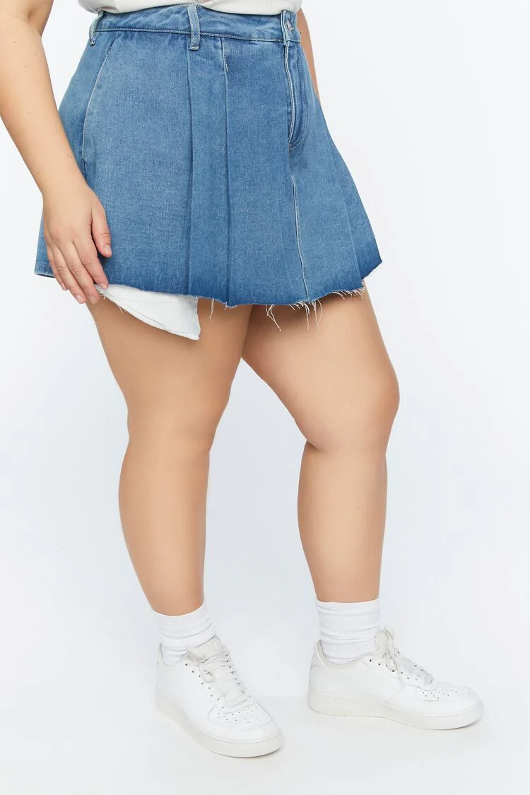 Plus Size Pleated Denim Skort - Image 3