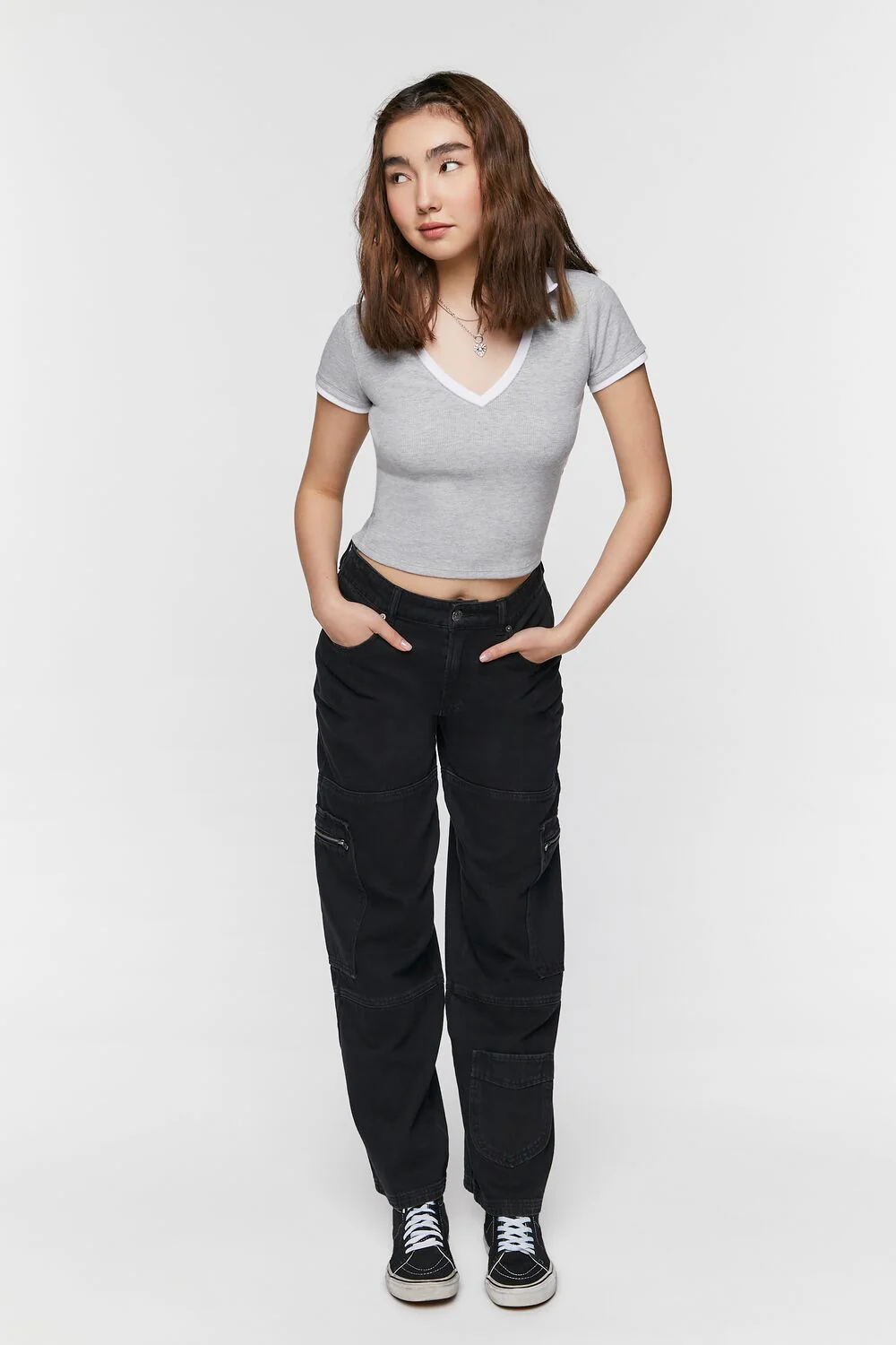 V-Neck Cropped Polo Shirt - Image 4
