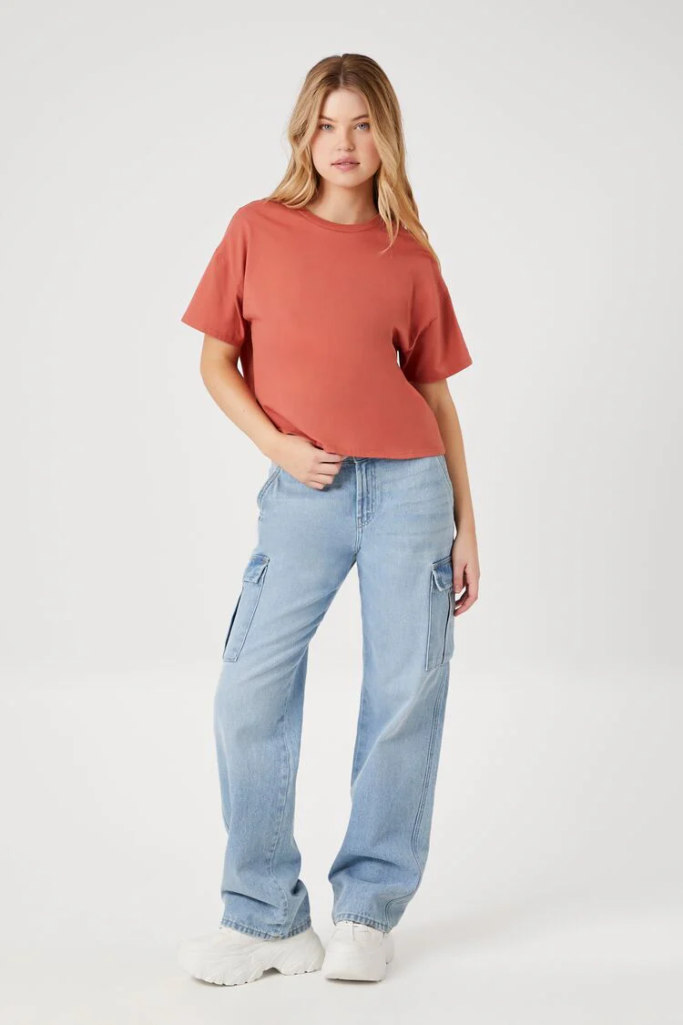 Twist-Back Cropped Tee - Image 9