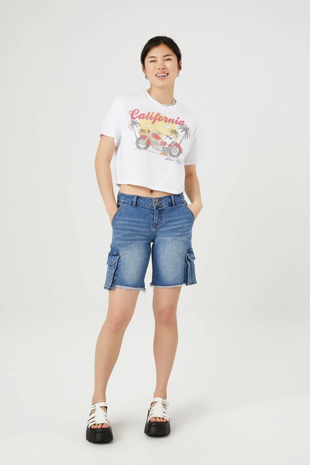 California Snoopy Graphic Cropped Tee - Image 4