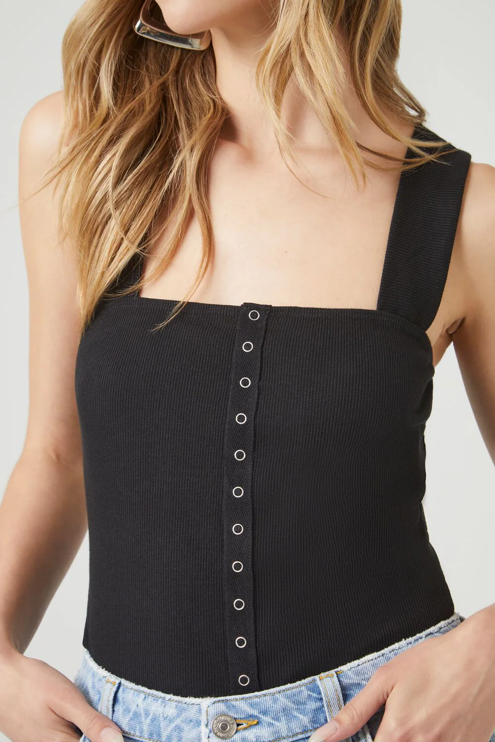 Button-Front Tank Top - Image 5