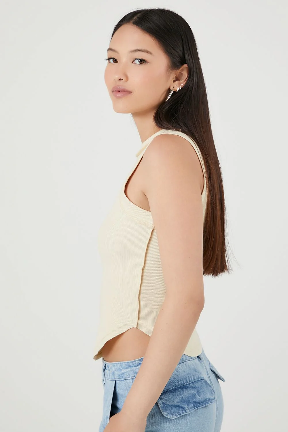 Cropped Curved-Hem Tank Top - Image 15