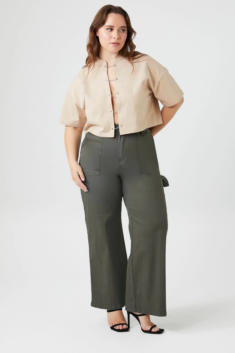 Plus Size Chain Cutout Tee - Image 4