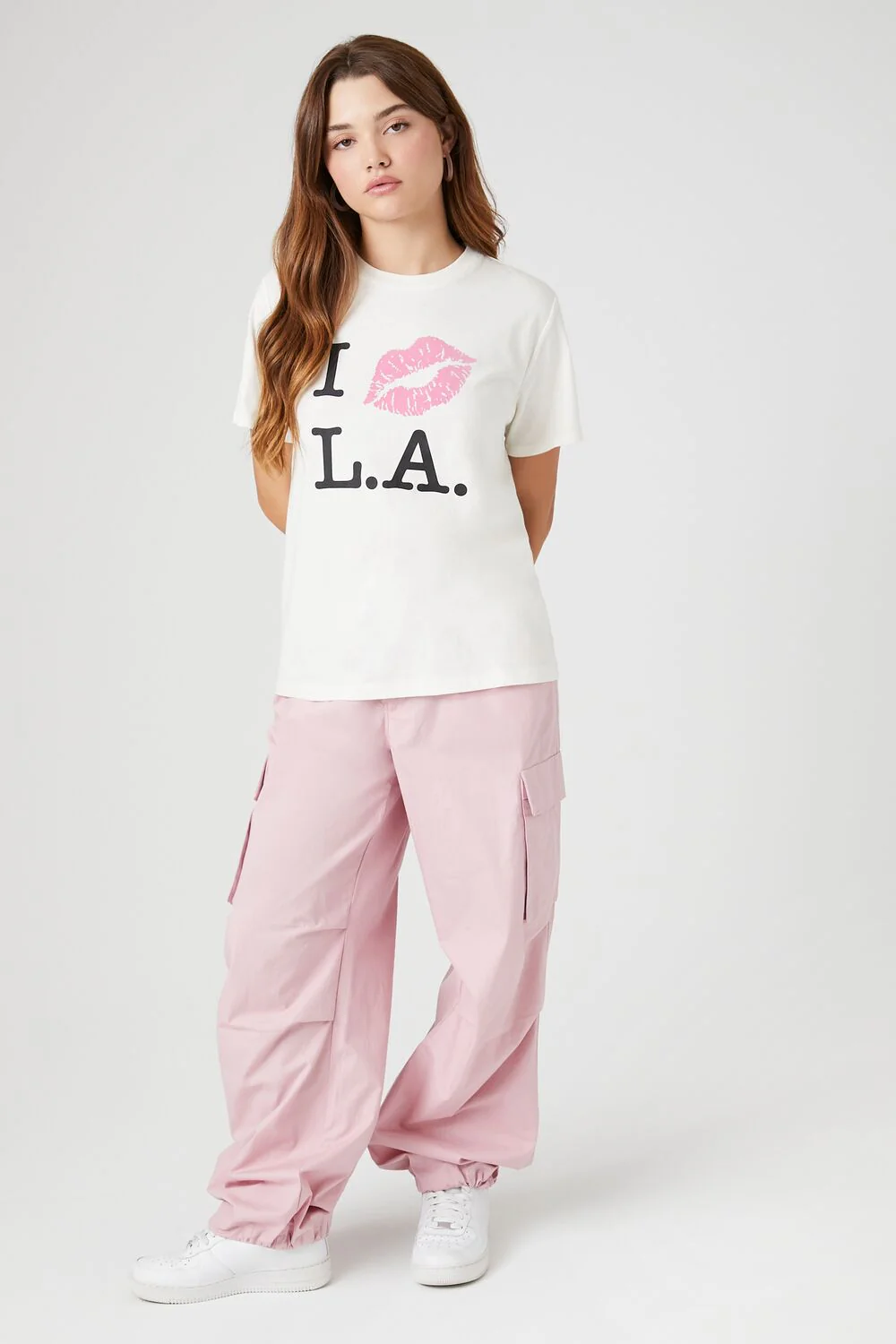 Lipstick Kiss LA Graphic Tee - Image 4