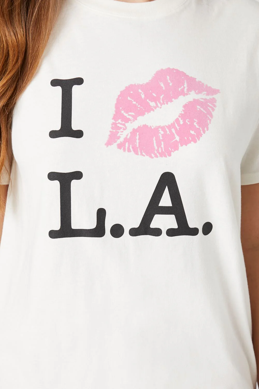 Lipstick Kiss LA Graphic Tee - Image 5