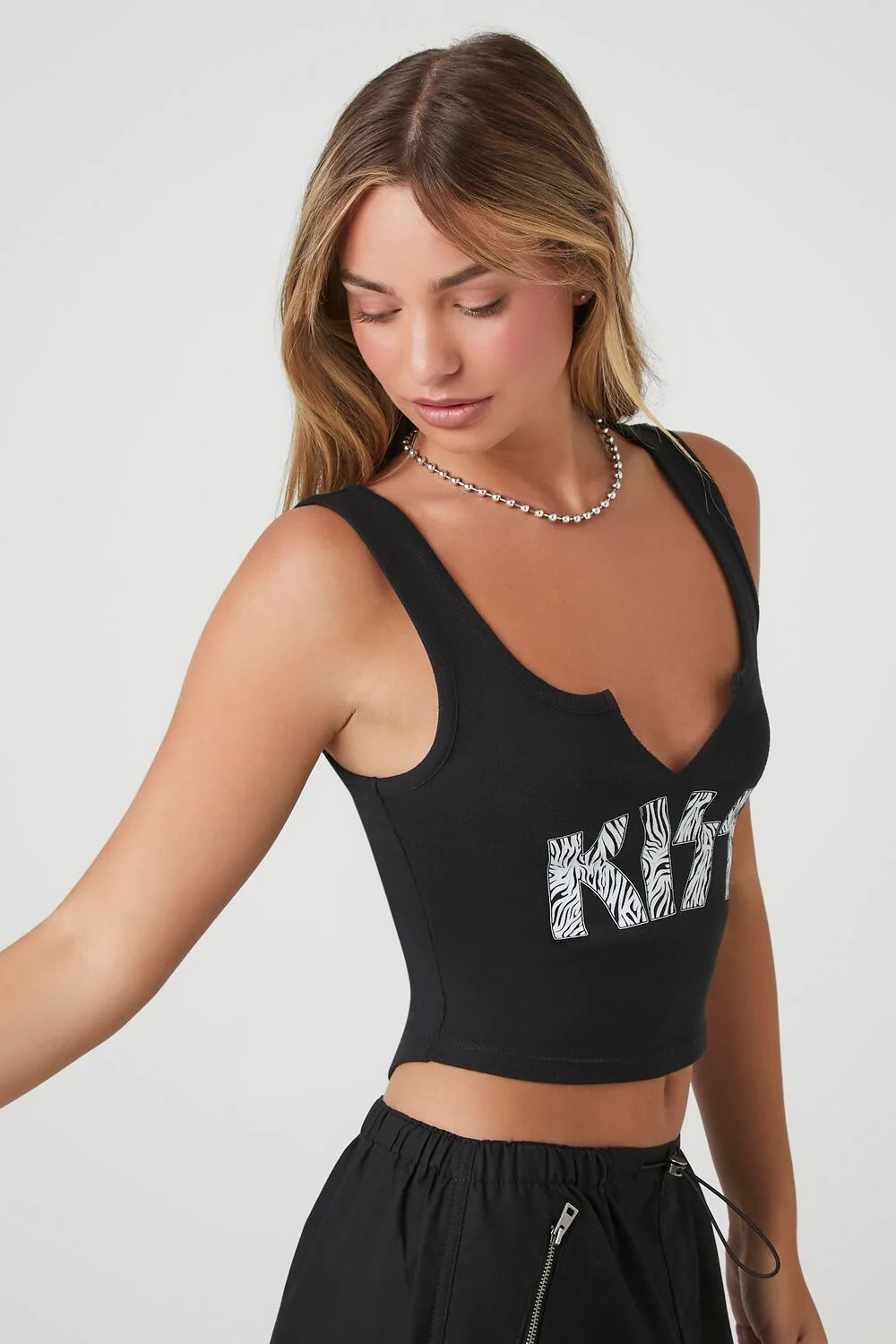 Kiss Graphic Tank Top - Image 2