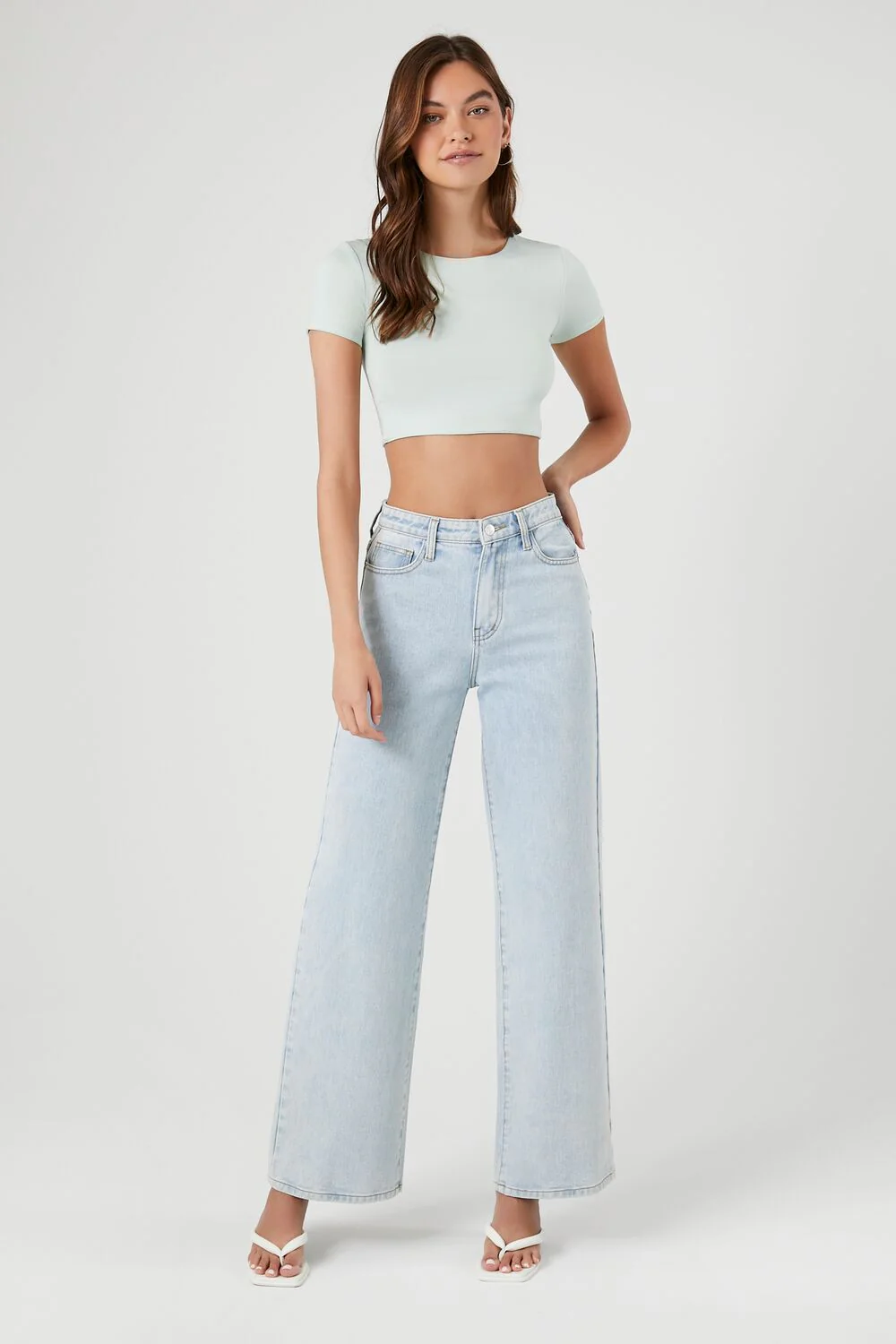 Contour Sculpt Cropped Tee - Image 9