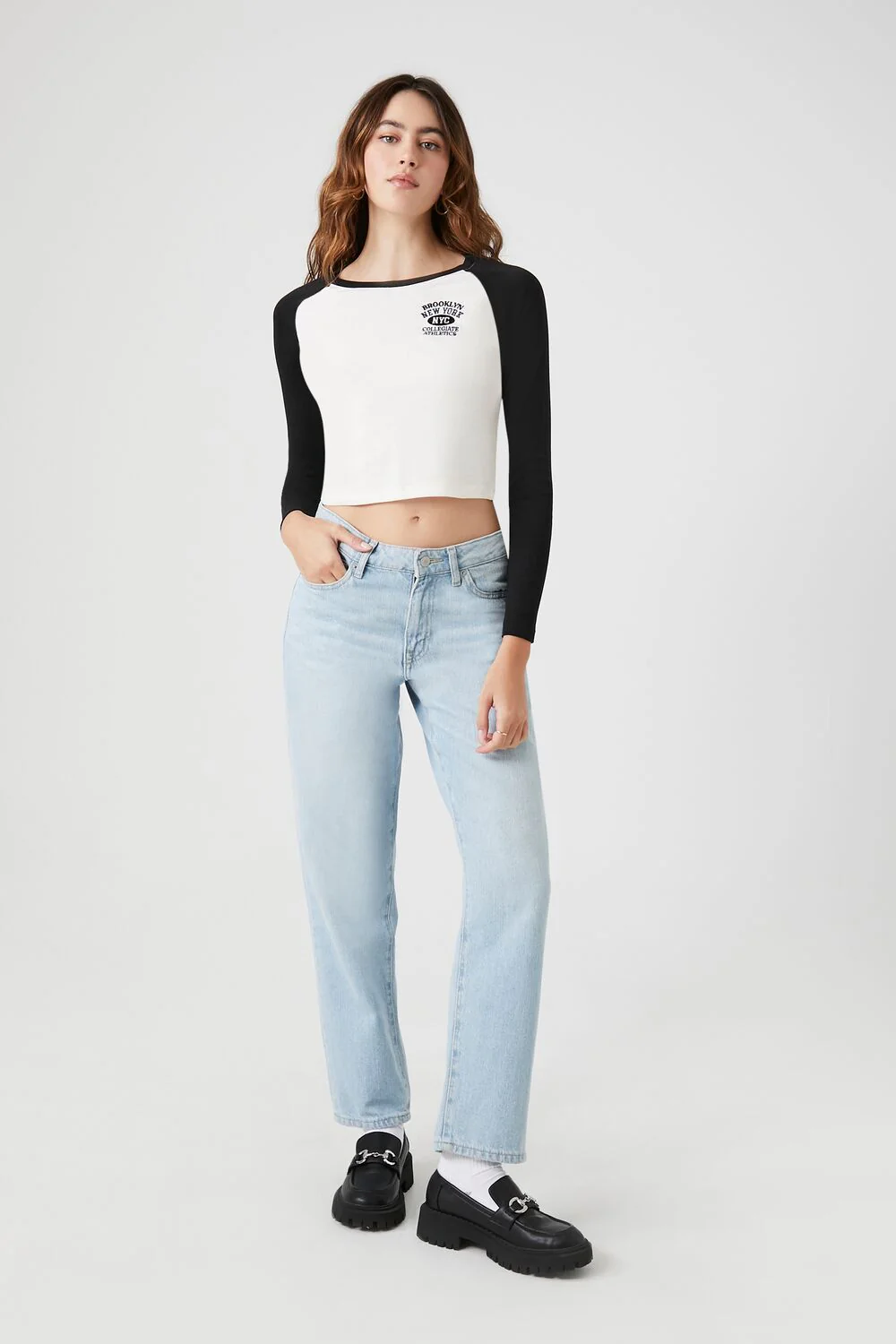 Cropped New York Raglan Tee - Image 4