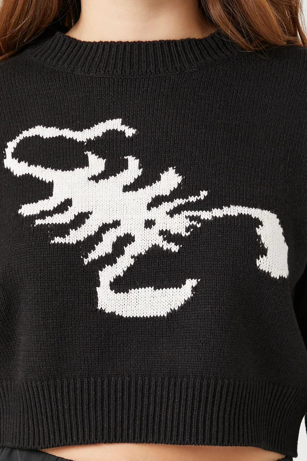 Scorpion Cropped Sweater - Image 10