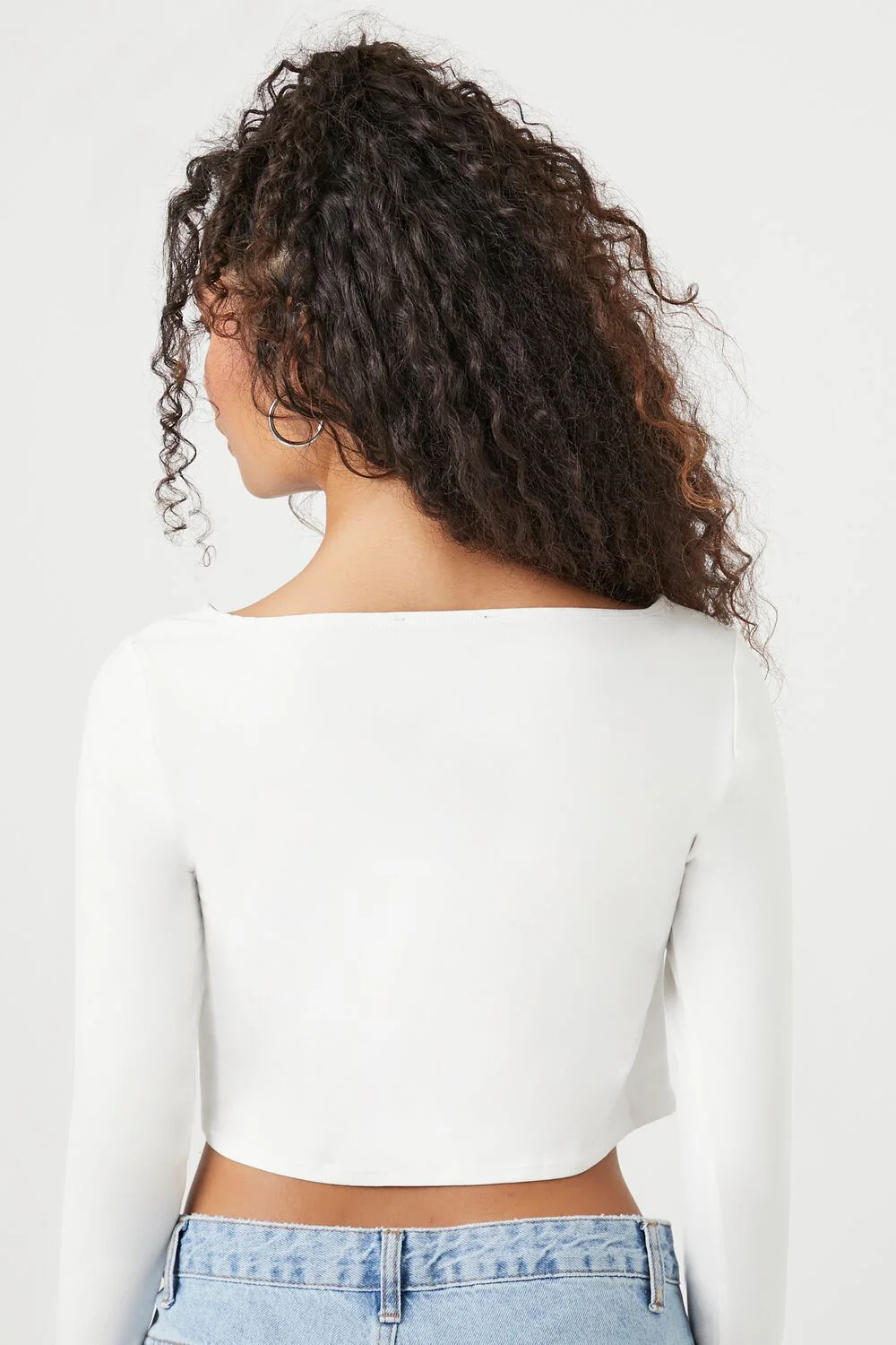 Long-Sleeve Crop Top - Image 3